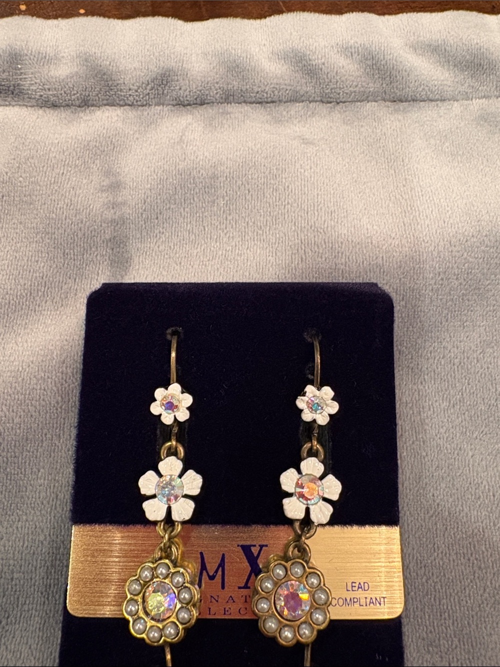 Antiqued Gold White Flower with Aurora Borealis Crystal Earring, NWT-boutique